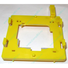 Жёлтый держатель-фиксатор HP 279681-001 для крепления CPU socket 604 к радиатору (Железнодорожный)